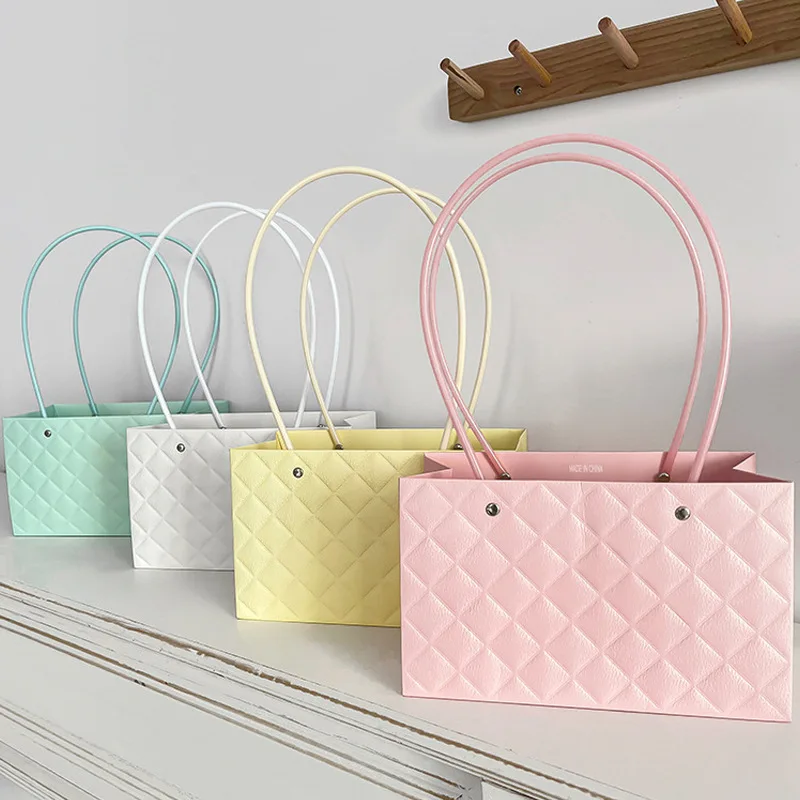 Torba na prezenty w kształcie  – Packaging recenzja i cena